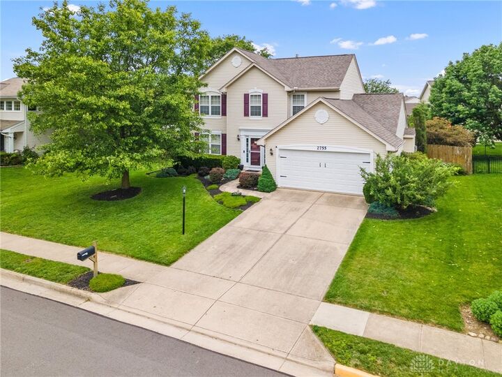 2755 Huntington Drive  Troy OH 45373 photo