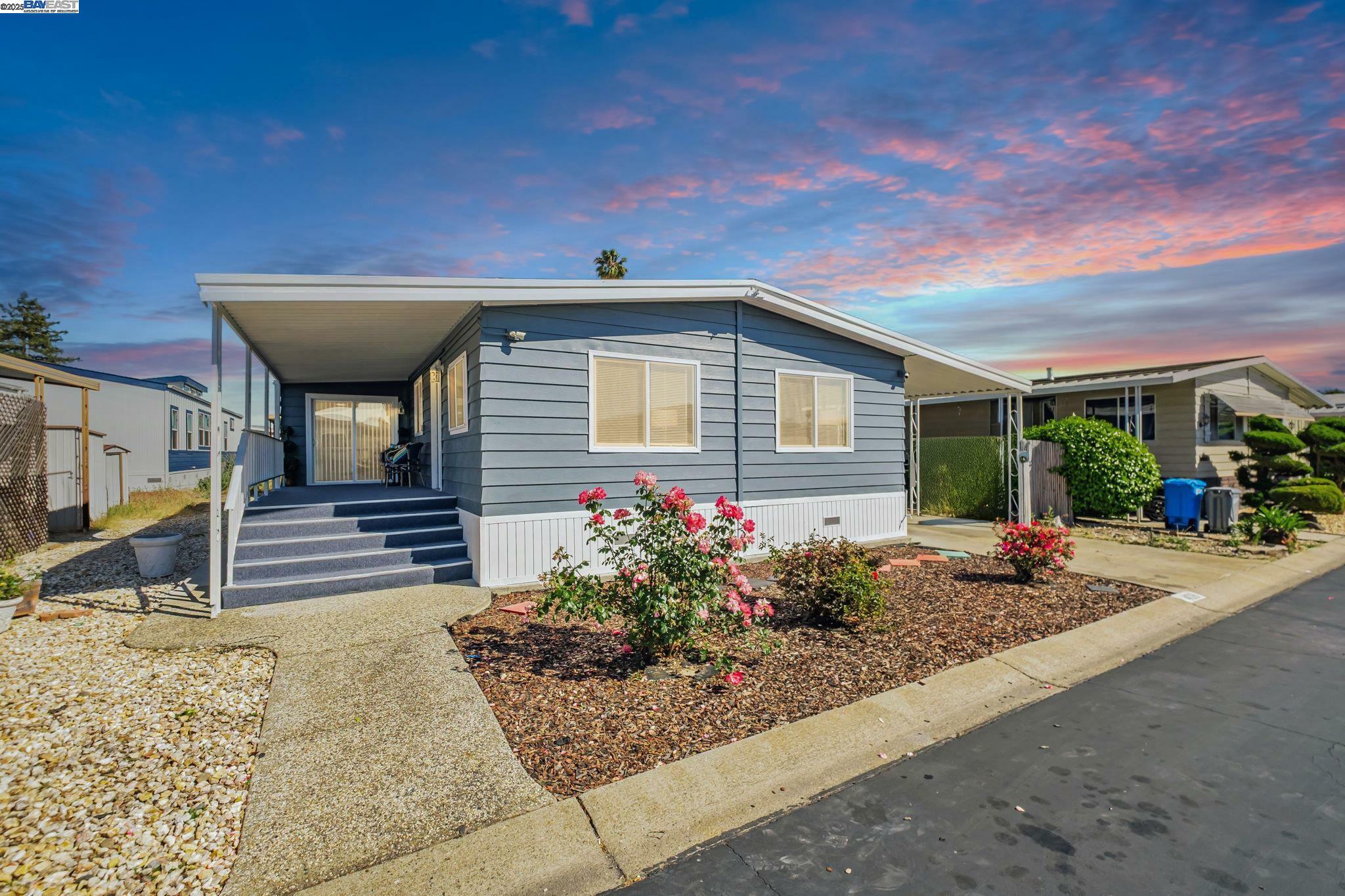Property Photo: 409 Fiji Circle CA 94587