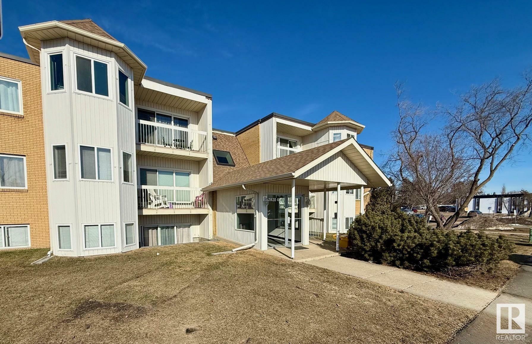 Property Photo: 11430 40 Avenue NW 208 AB T6J 0T9