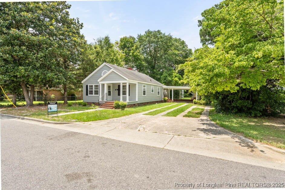 Property Photo: 1007 Jenkins Street NC 28358