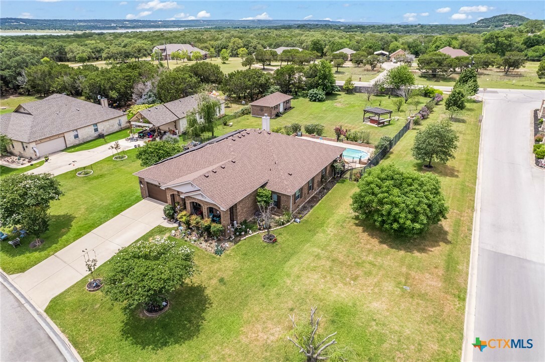 Property Photo: 100 Rustler Circle TX 76548