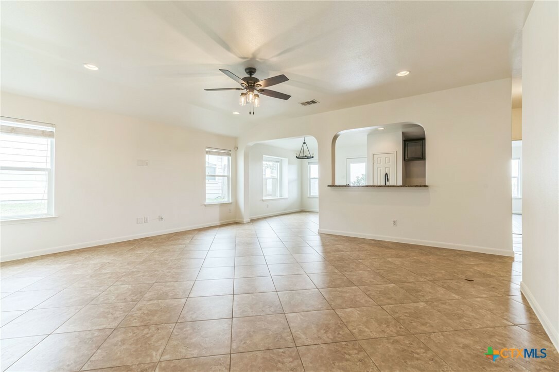 Property Photo: 217 Hoya Lane TX 78666