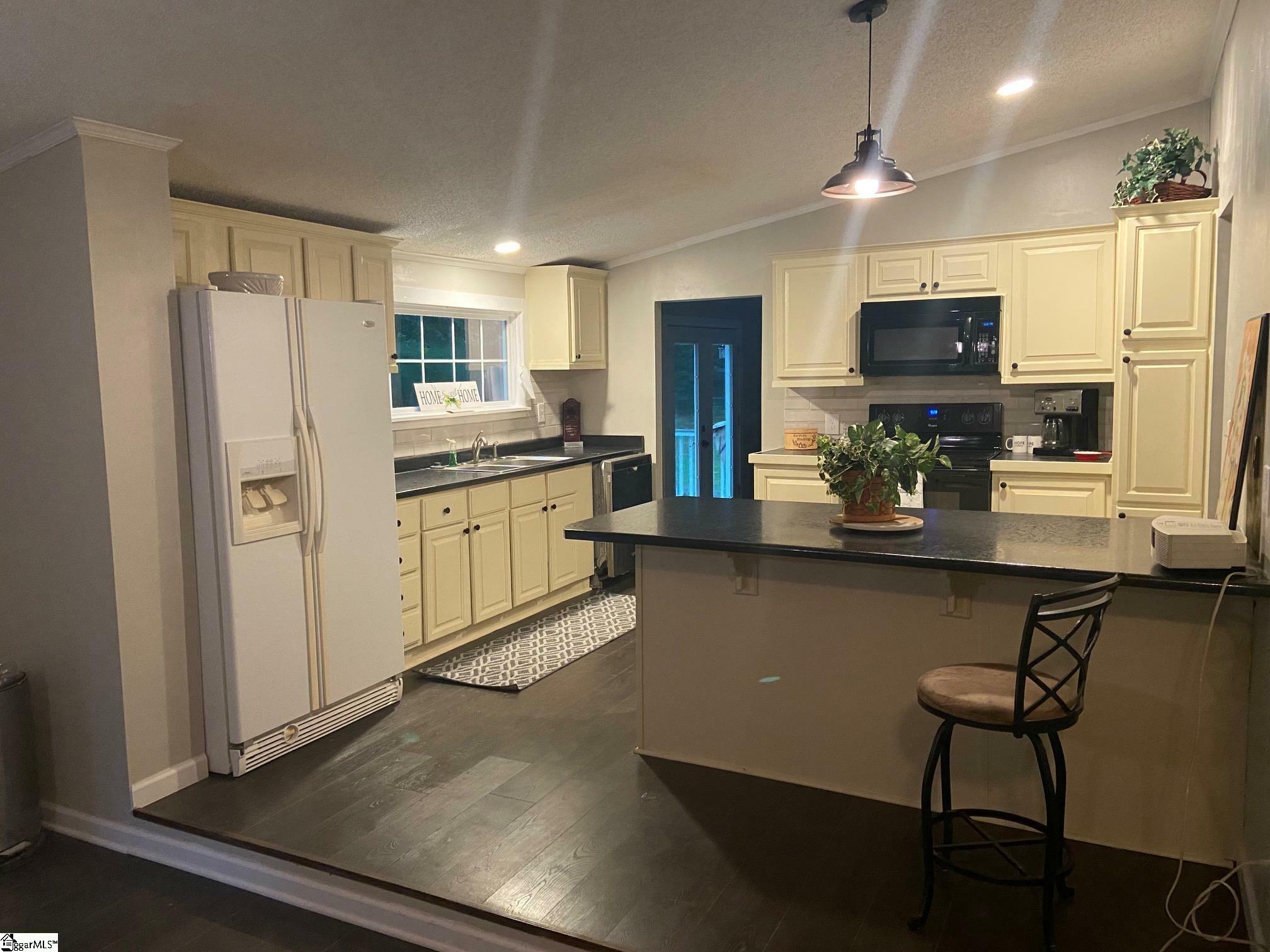 Property Photo:  472 Knickerbocker Estate Road  SC 29644 