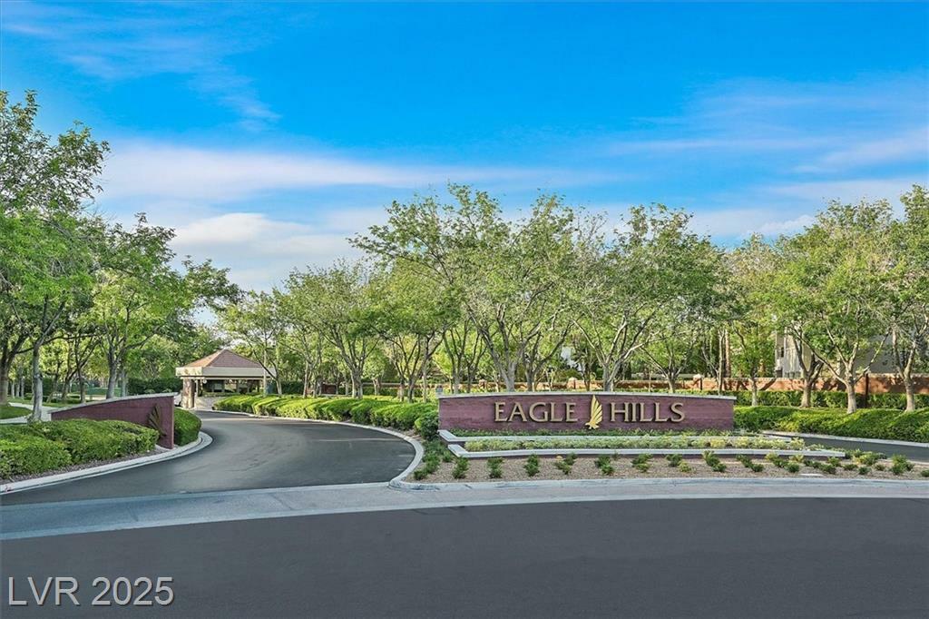Property Photo: 1809 White Hawk Court NV 89134