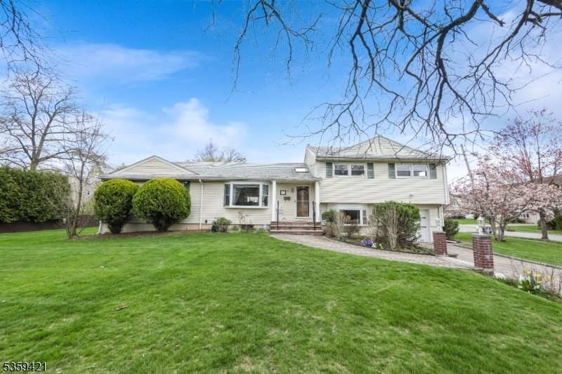 Property Photo:  167 Rolling Hills Rd  NJ 07013 