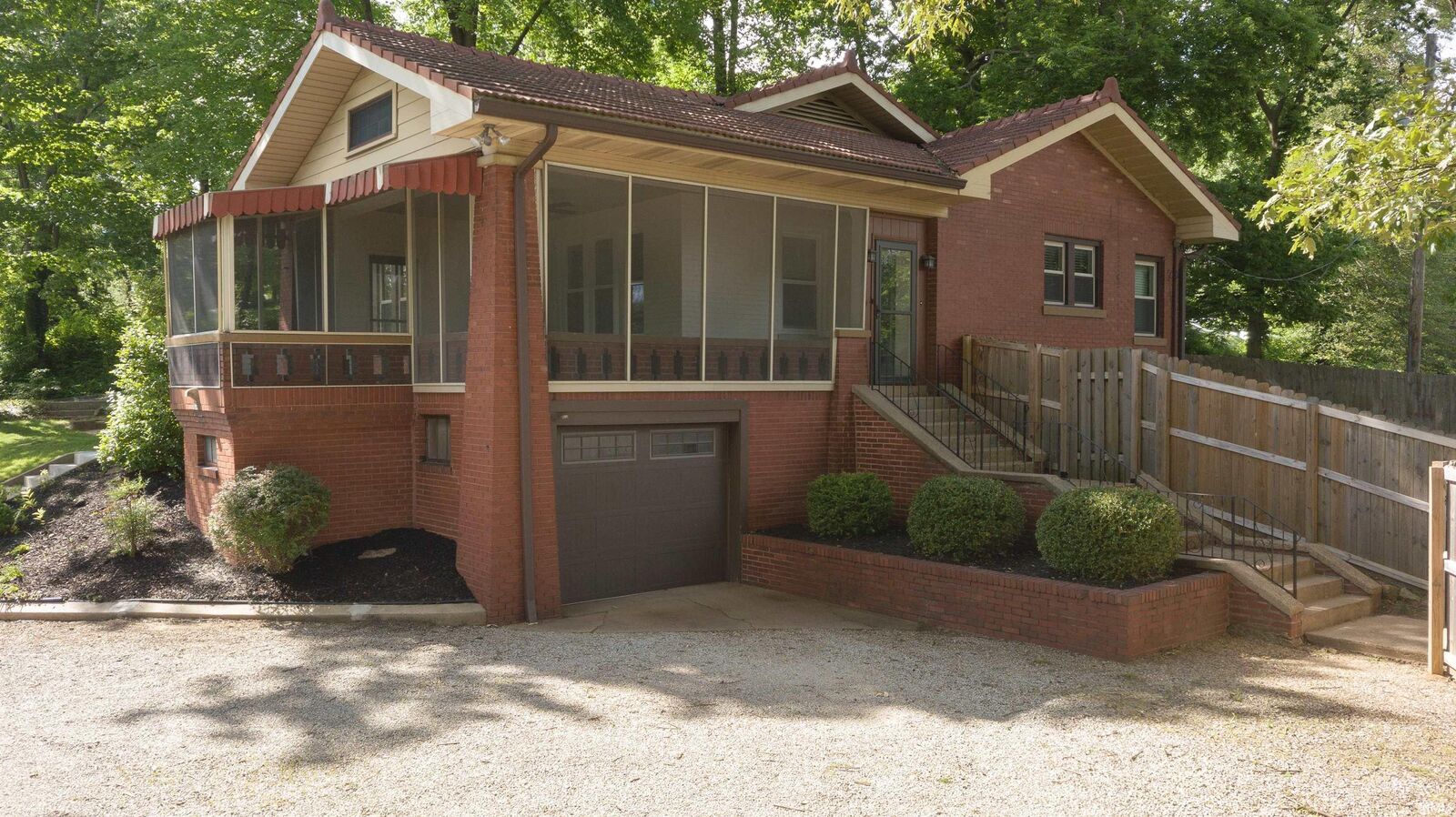 Property Photo: 3601 Stringtown Road IN 47711