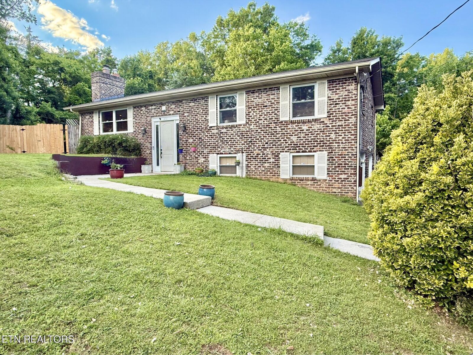 Property Photo: 4721 Springcrest Drive TN 37914