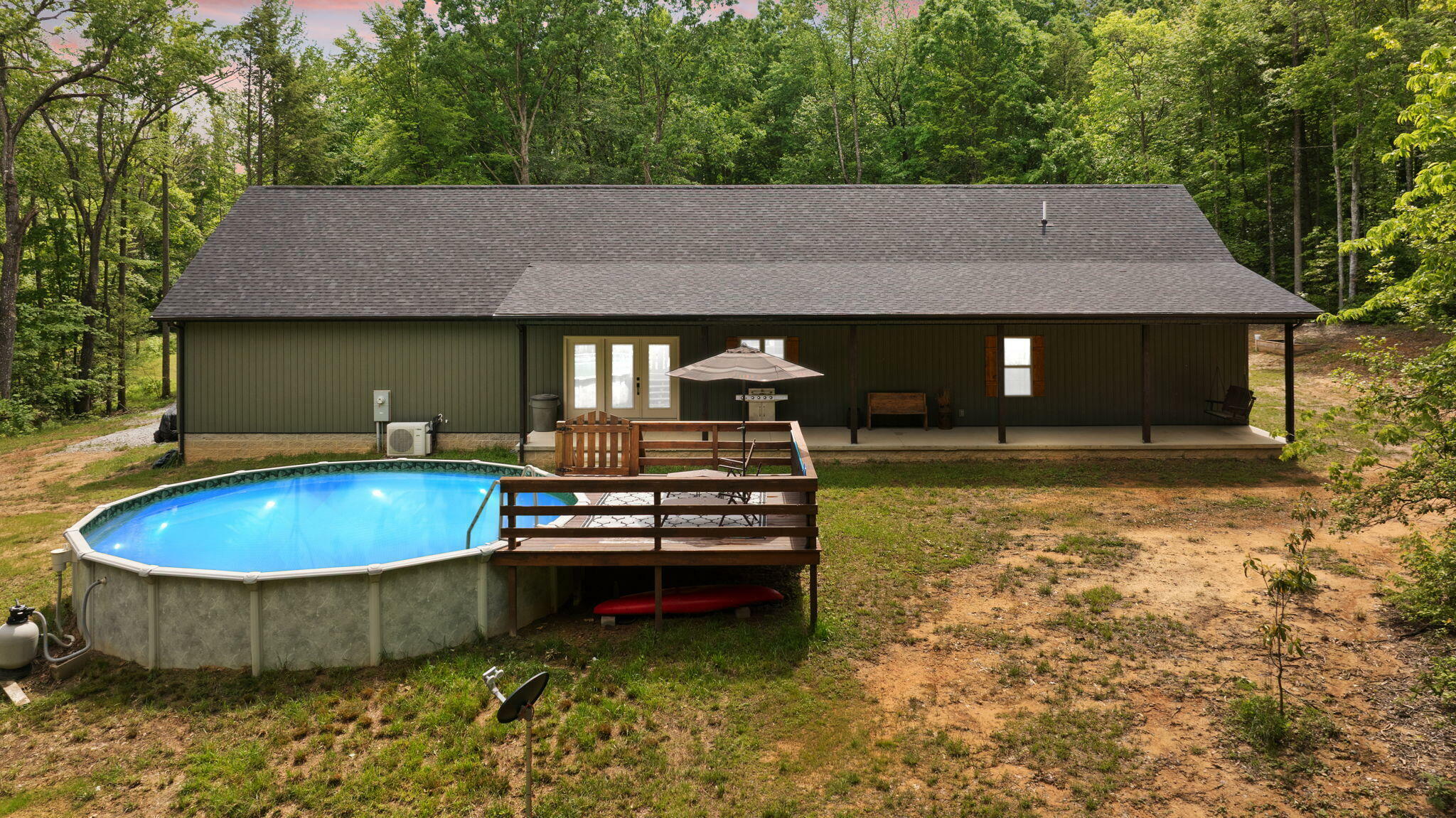 Property Photo: 4050 Bee Creek Road KY 40701