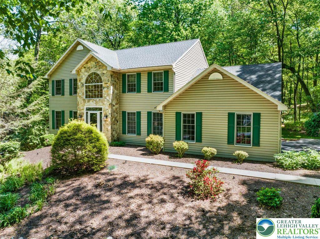 Property Photo: 10 Vista Court PA 19522