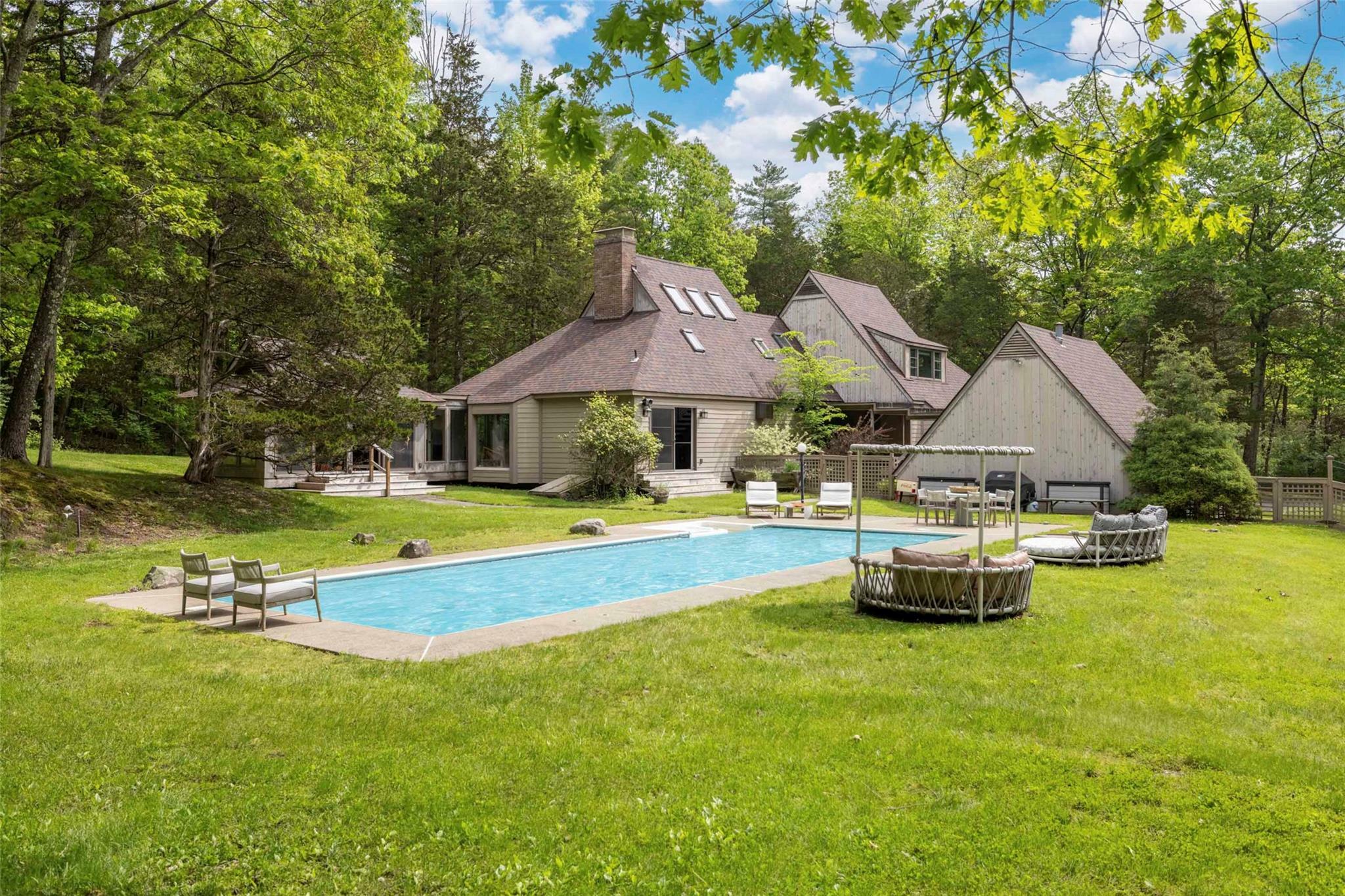 16 Juniper Lane  Woodstock NY 12498 photo