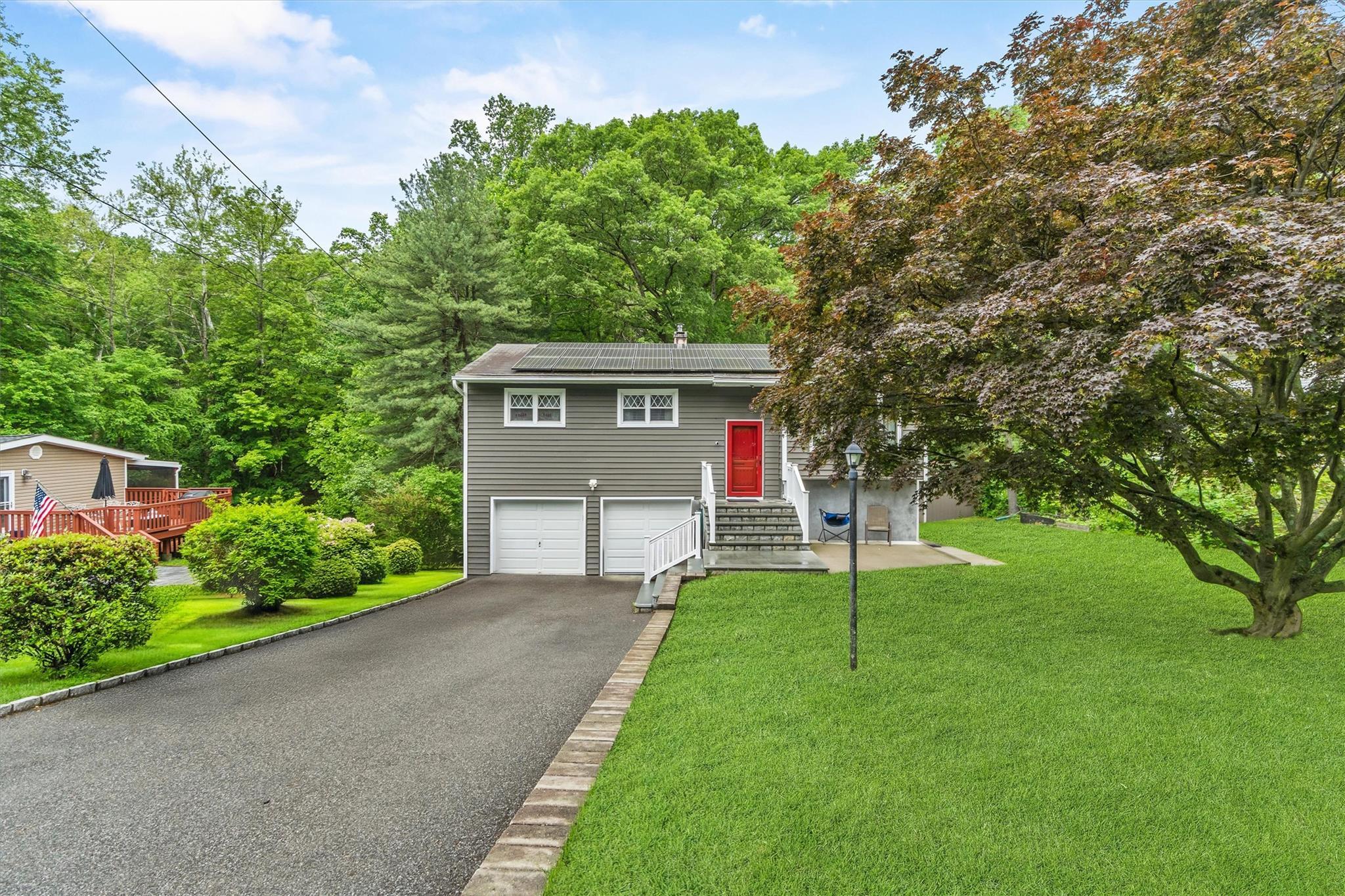 Property Photo:  209 Laurel Drive  NY 10567 