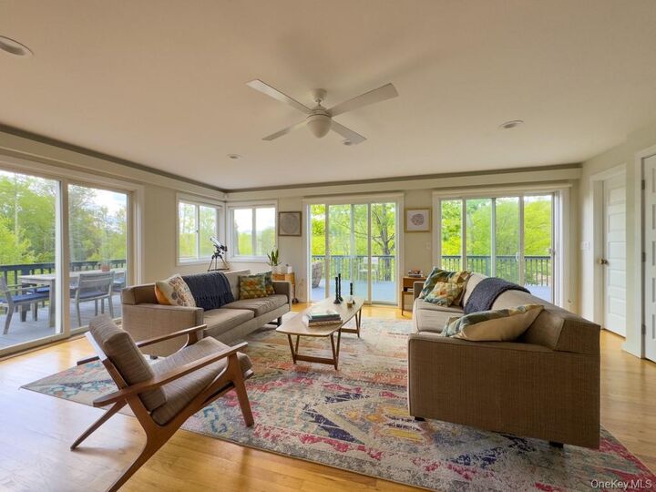 Property Photo:  94 The Middle Way  NY 12457 