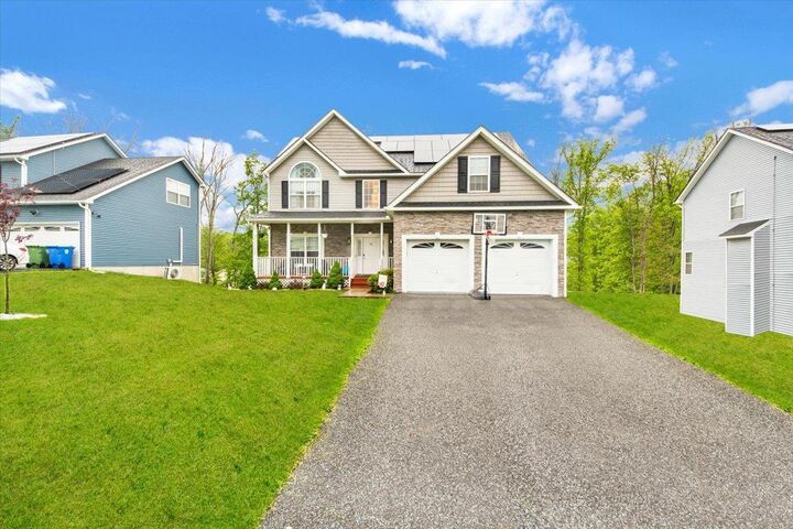 Property Photo:  26 Kyleigh Way  NY 10940 