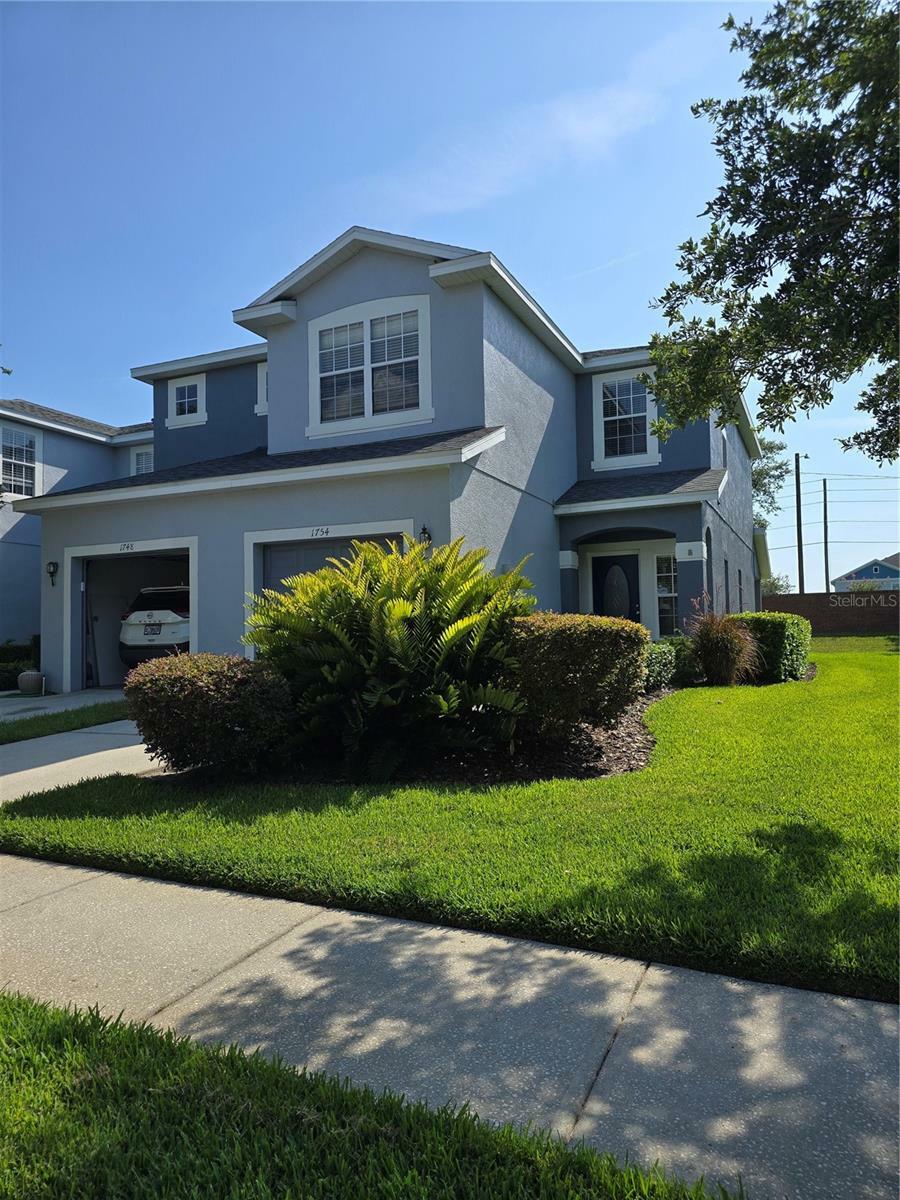 Property Photo:  1754 Fritwell Court  FL 34761 