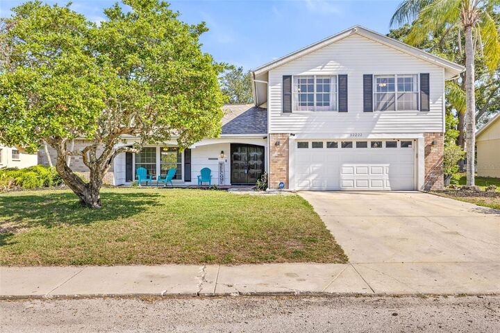 Property Photo: 12222 Meadowbrook Lane FL 34667