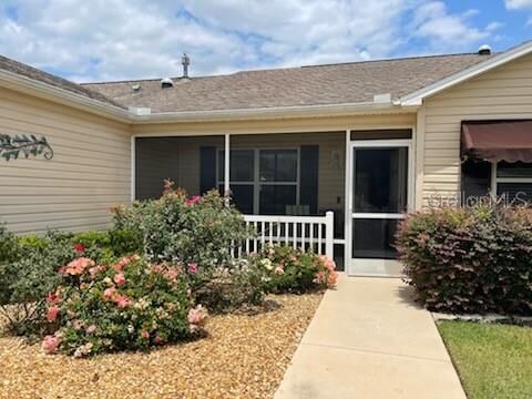 Property Photo:  1723 Banberry Run  FL 32162 