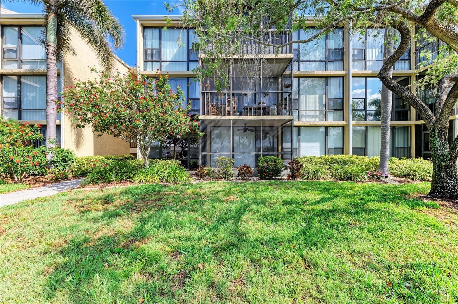 Property Photo: 618 Bird Bay Drive S 110 FL 34285