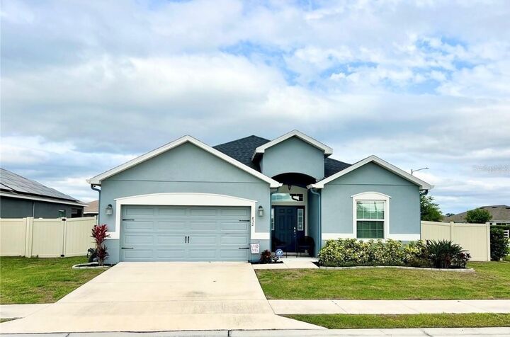 832 Vienna Drive  Winter Haven FL 33884 photo