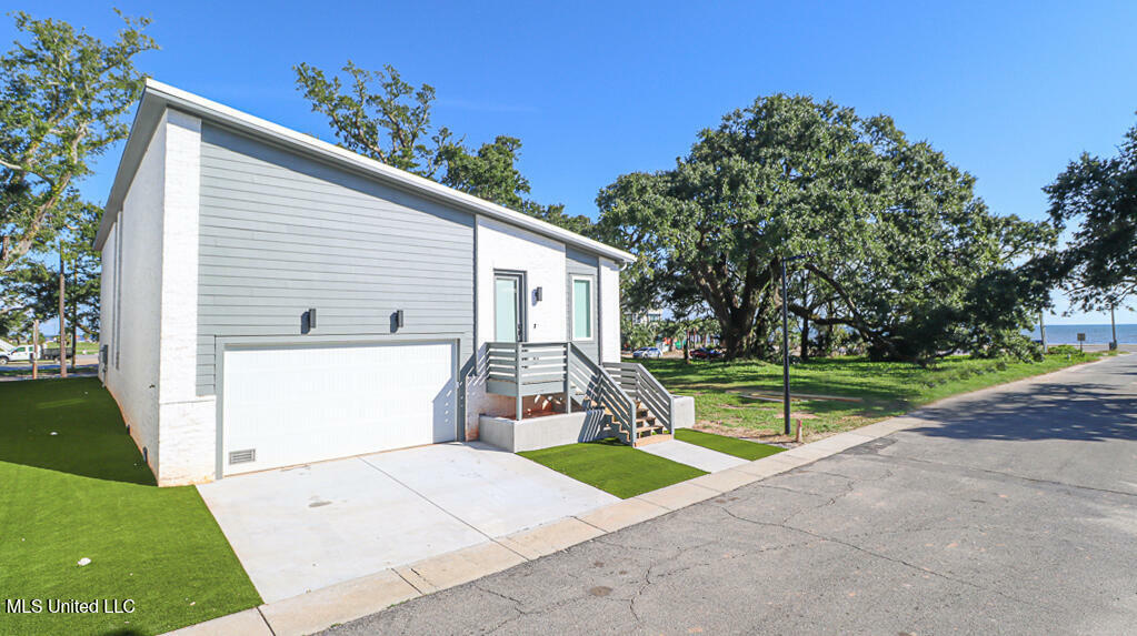 132 Markham Drive  Gulfport MS 39507 photo