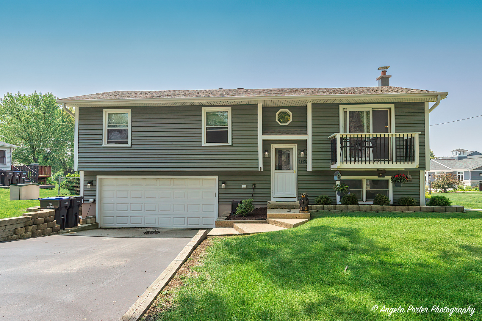 Property Photo: 1503 Channel Beach Avenue IL 60051