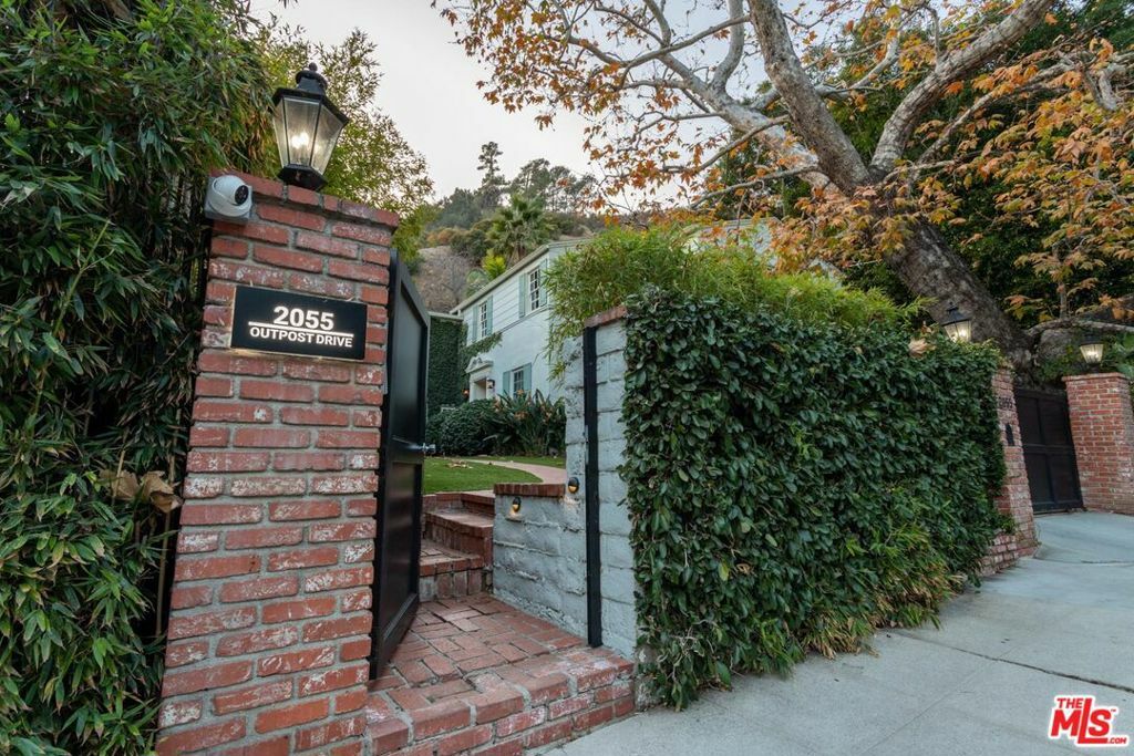 Property Photo: 2055 Outpost Drive CA 90068