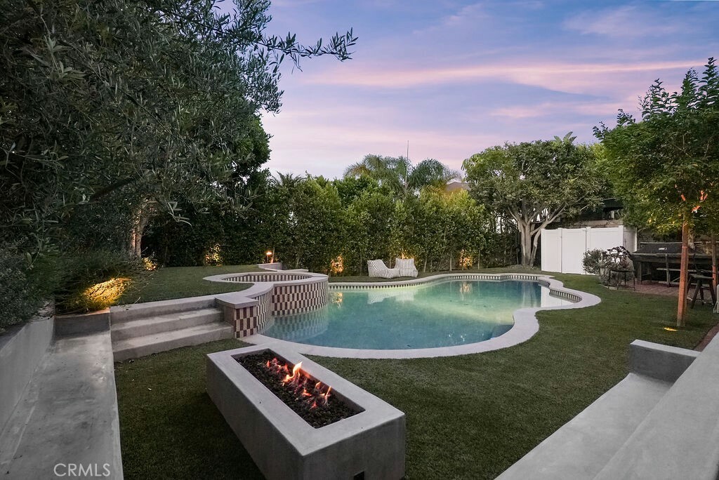 Property Photo: 22372 Harwich Lane CA 92646