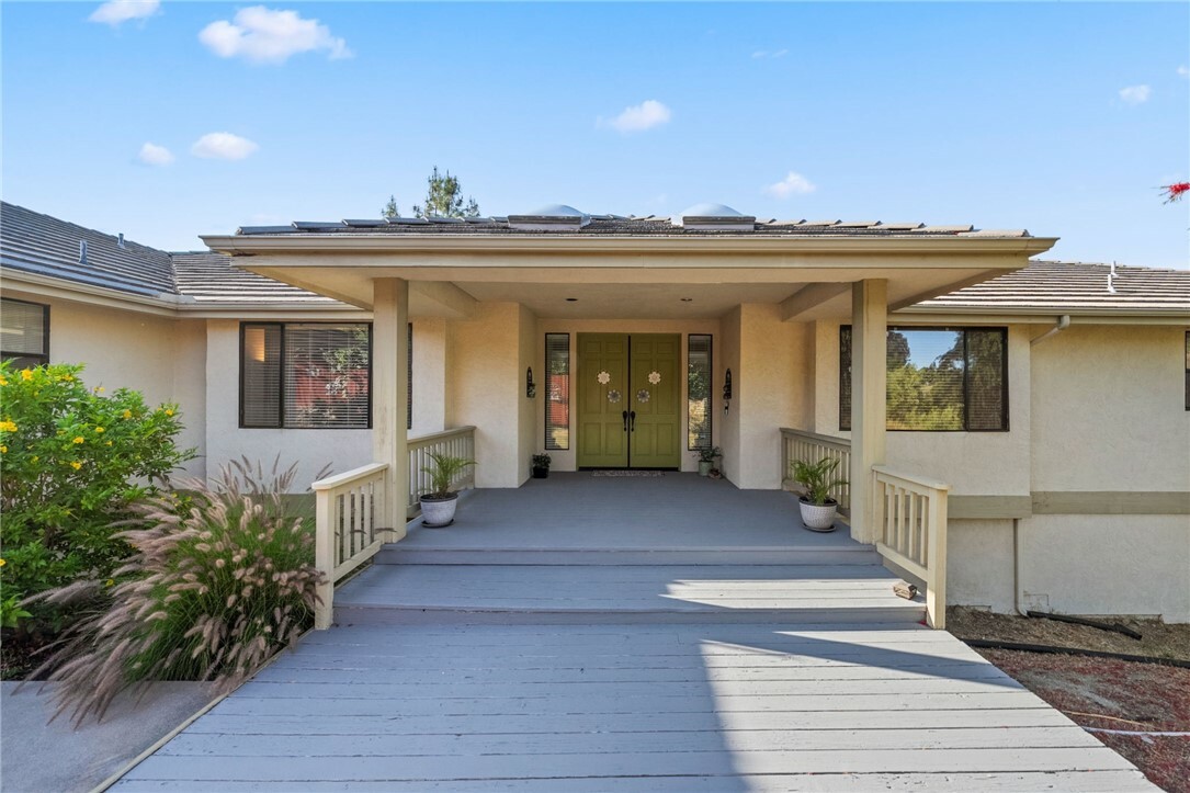 Property Photo:  1357 Sunny Heights Road  CA 92028 