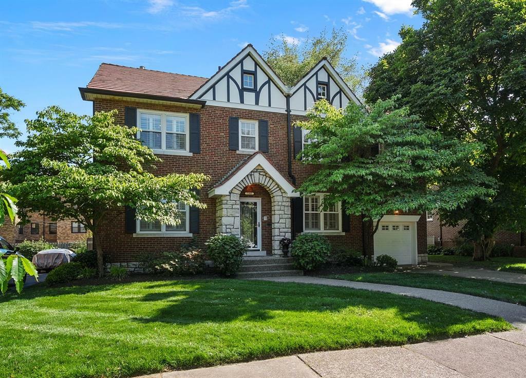 Property Photo: 7360 Kingsbury Boulevard MO 63130