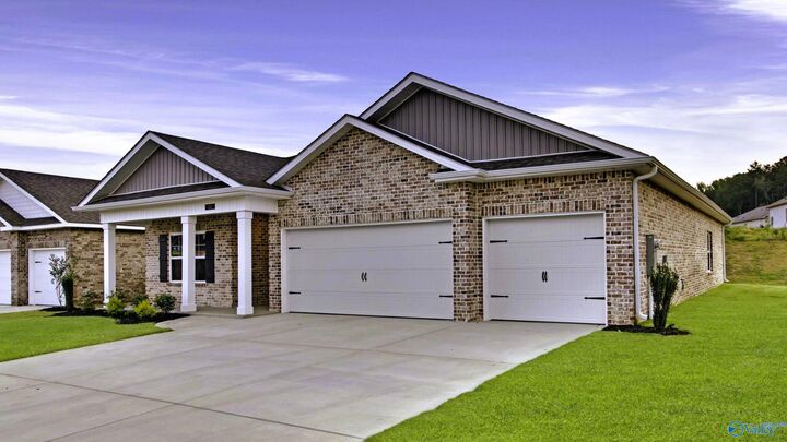Property Photo:  111 Duskwood Drive  AL 35749 