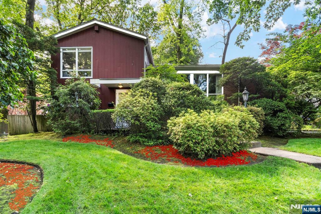 Property Photo: 430 Jones Road NJ 07631