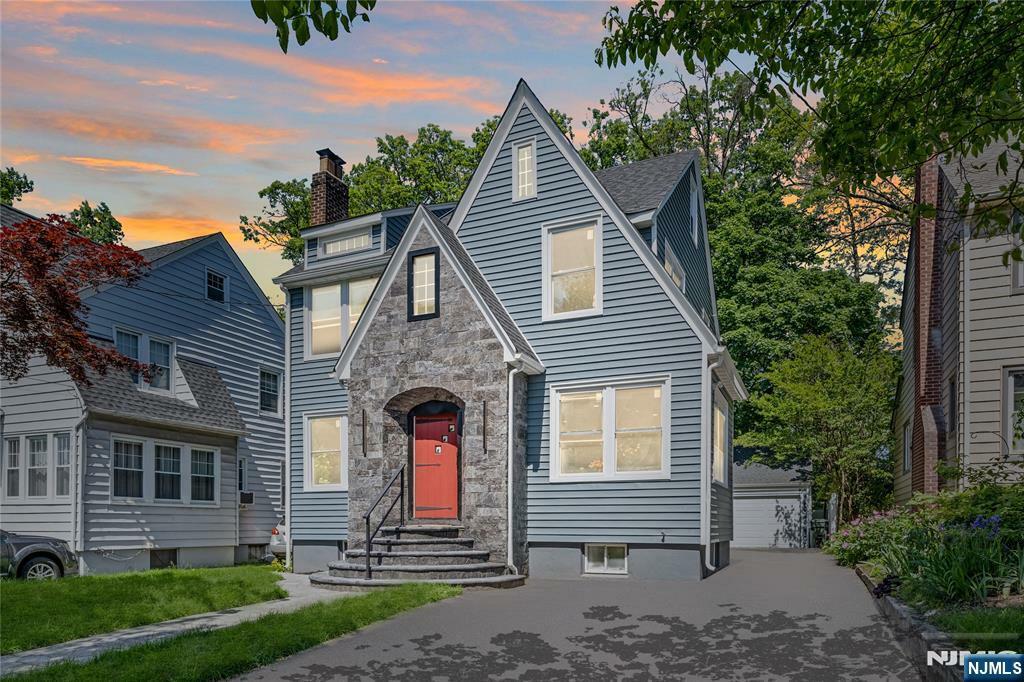 254 Springfield Avenue  Rutherford NJ 07070 photo