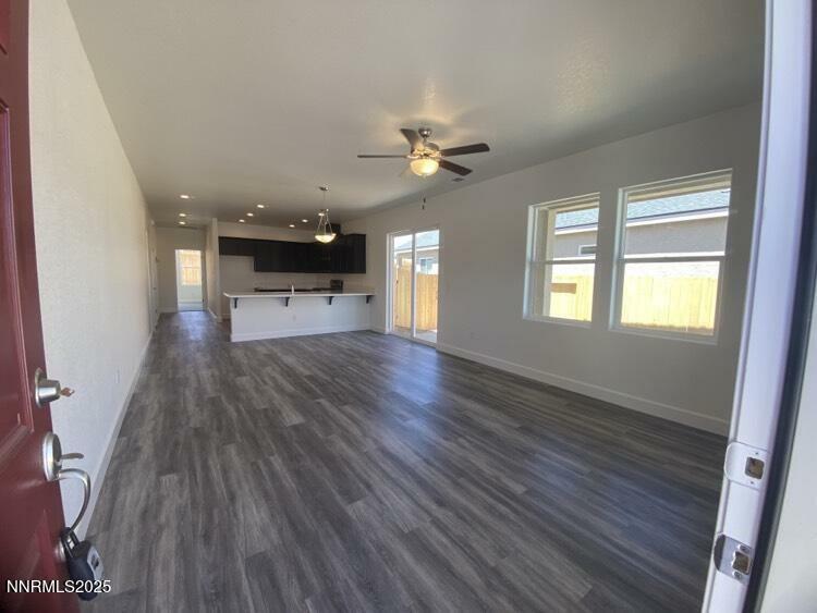 Property Photo: 897 Agate Way NV 89408