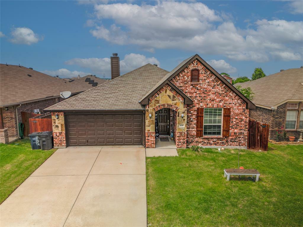 Property Photo: 408 Prescott Lane TX 76036