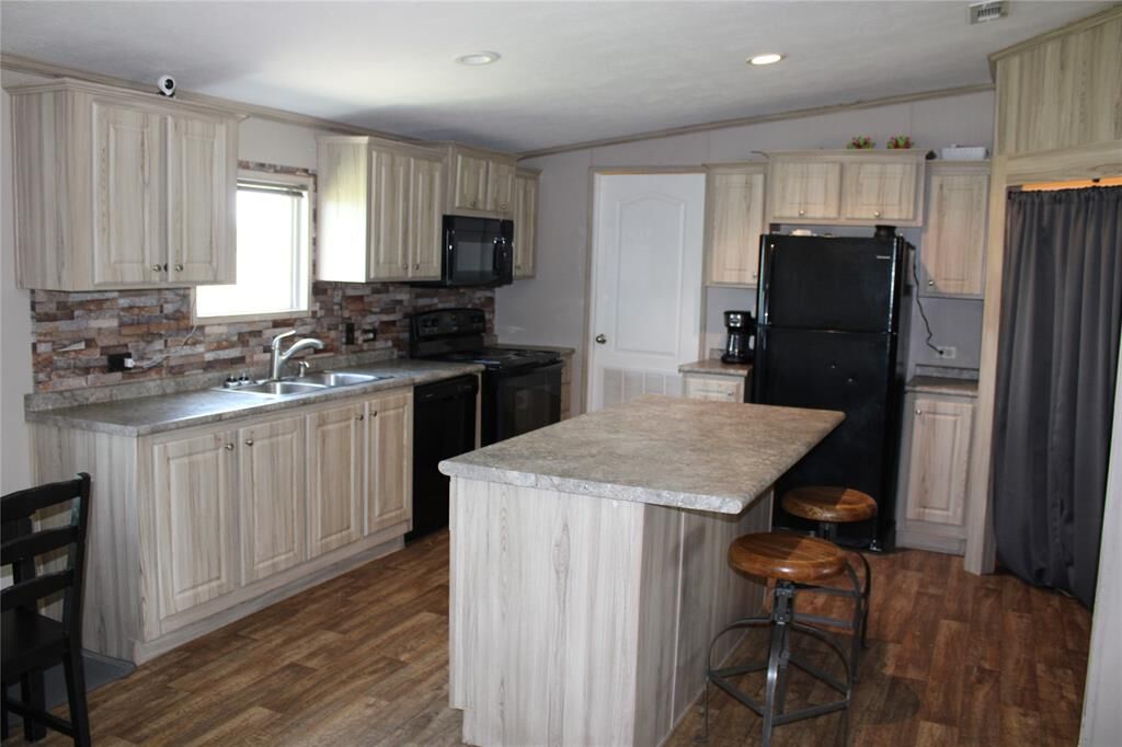 Property Photo:  130 Geronimo Street  TX 75125