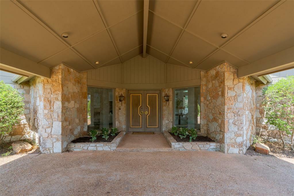 Property Photo: 1103 Saint Andrews Drive OK 73025