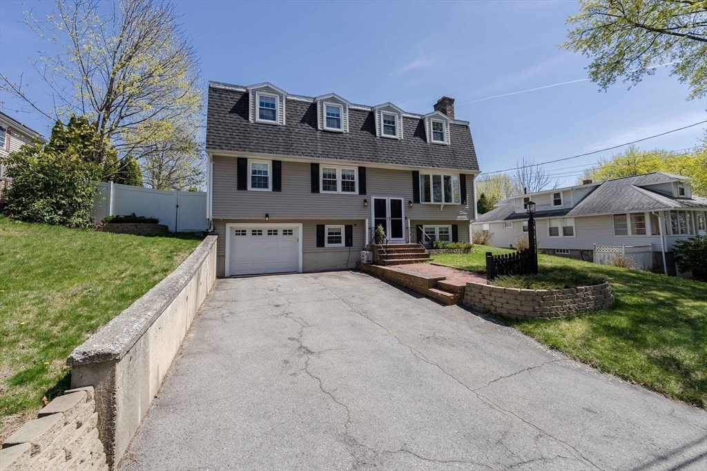 37 Hillcrest Ave  Methuen MA 01844 photo