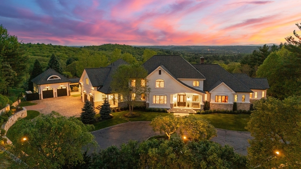 Property Photo: 6 Wayside Cir MA 01701