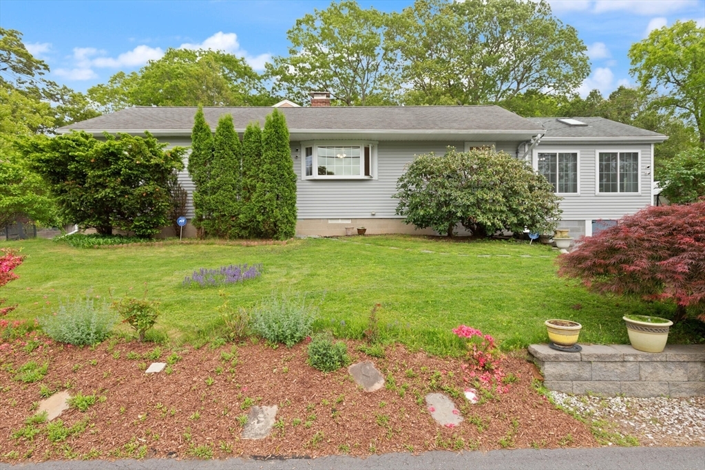 Property Photo: 4 Homestead St MA 02421