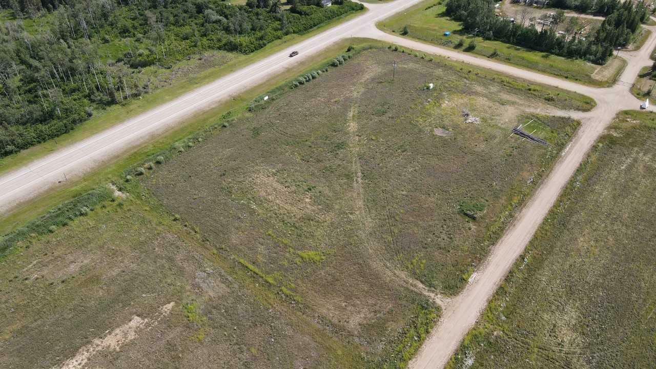 Photo de la propriété:  221008B Twp 851A  AB T8S 1S4 