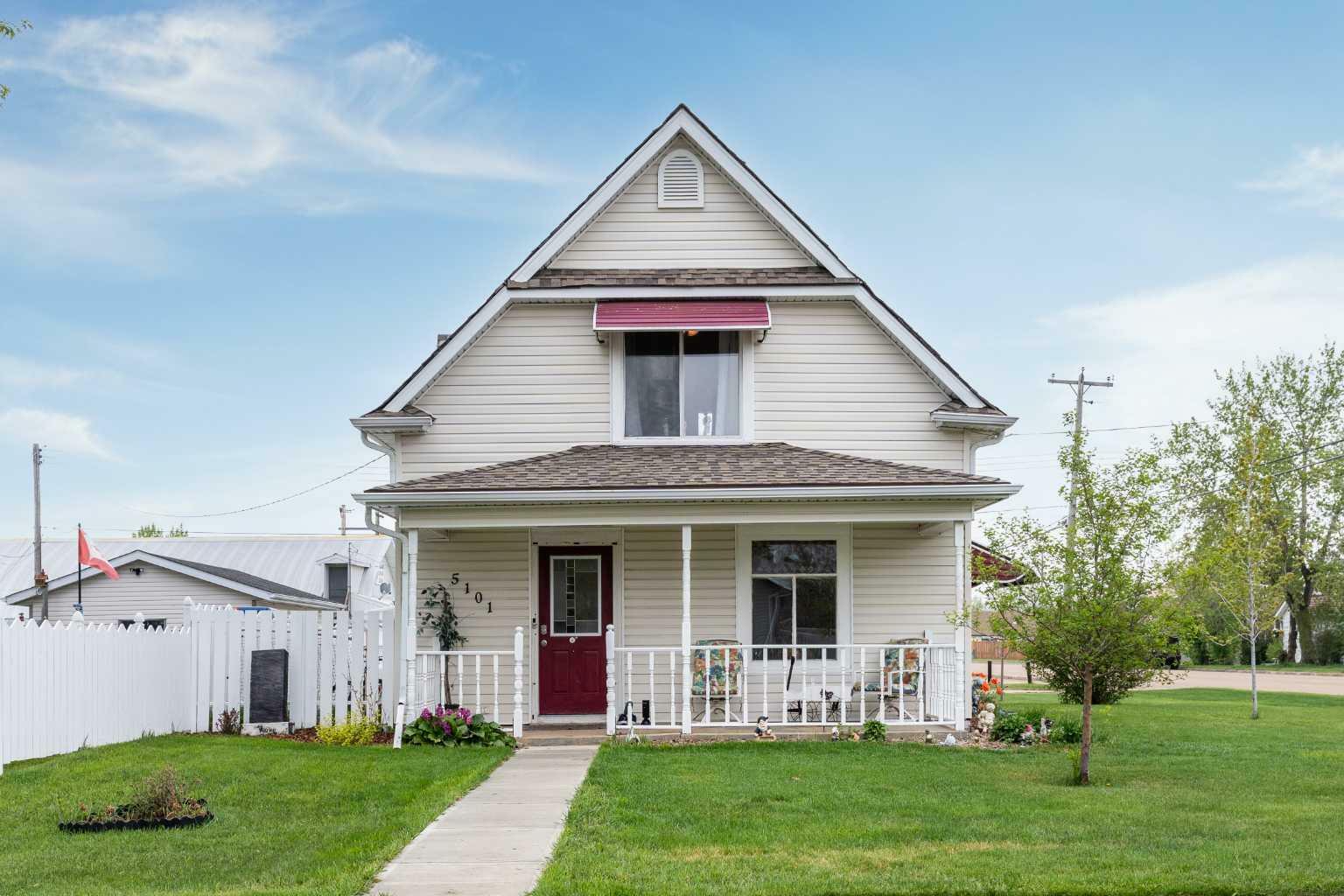 Property Photo: 5101 48 Street AB T0B 1A0