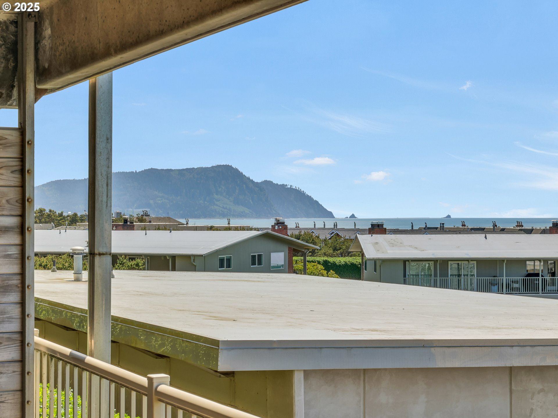 Property Photo: 1146 N Marion Ave 628 OR 97138