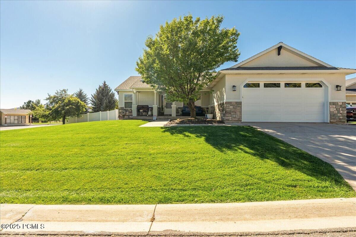 Property Photo:  5167 Rodeo Circle  UT 84055 