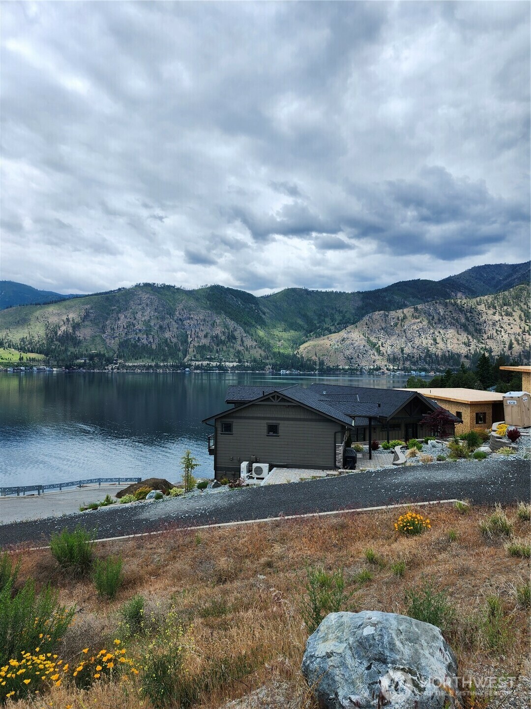 Property Photo: 49 Carrera Lane WA 98831