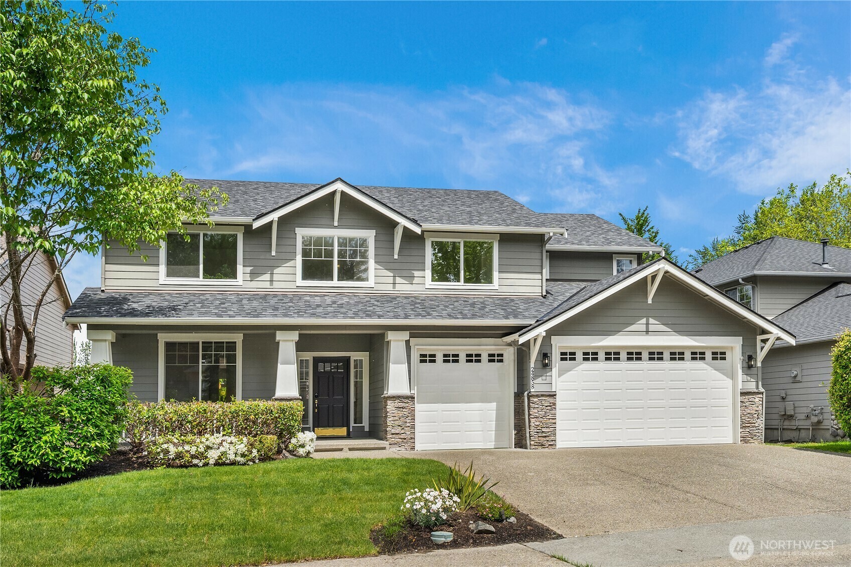Property Photo: 24858 NE 1st Place WA 98074