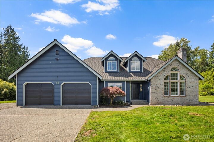 Property Photo: 12425 318th Avenue NE WA 98019