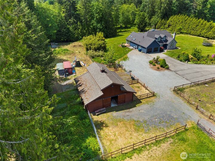 Property Photo:  12425  318th Avenue NE  WA 98019 