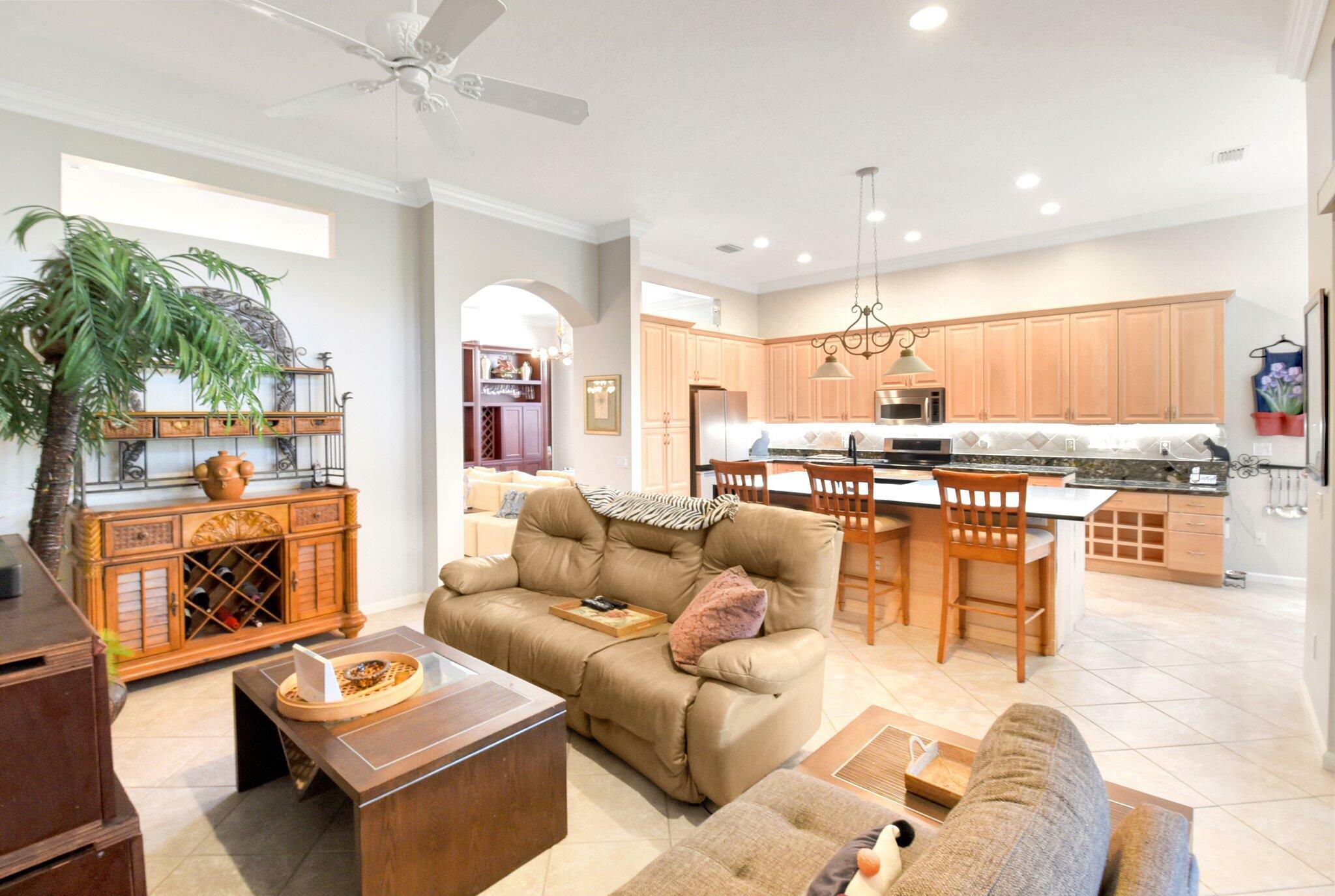 Property Photo: 8127 Playa Del Sur Boulevard FL 33467