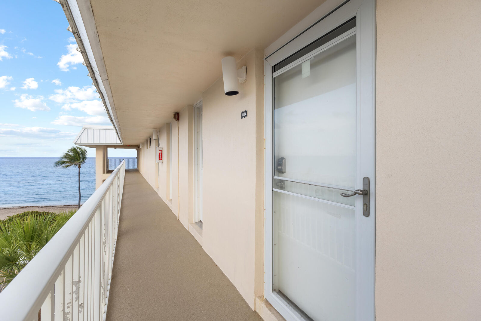 Property Photo:  3851 N Ocean Boulevard 404  FL 33483 