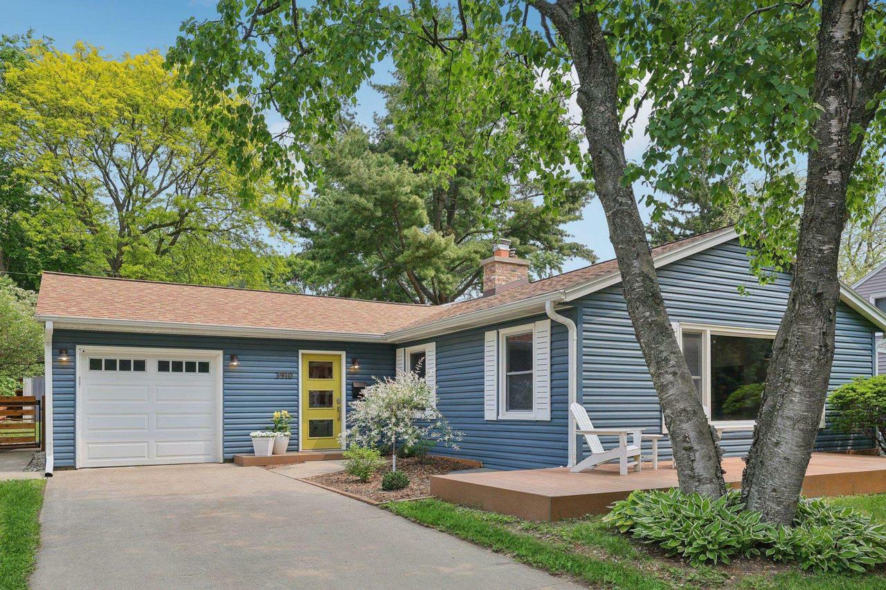 Property Photo: 3910 Birch Avenue WI 53711