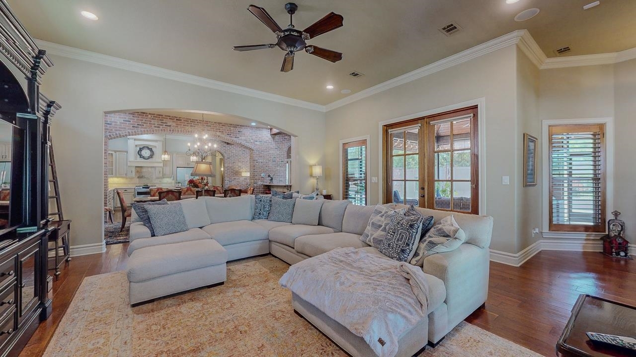 Property Photo: 7705 Savannah TX 77707